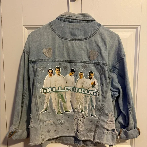 Wild Fable Light Blue Jean Jacket with Graphic Design - Picture 1 of 2